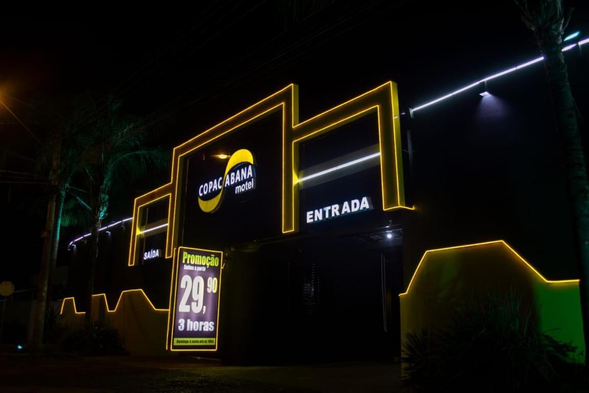 Motel Copacabana Рібейран-Прету Екстер'єр фото